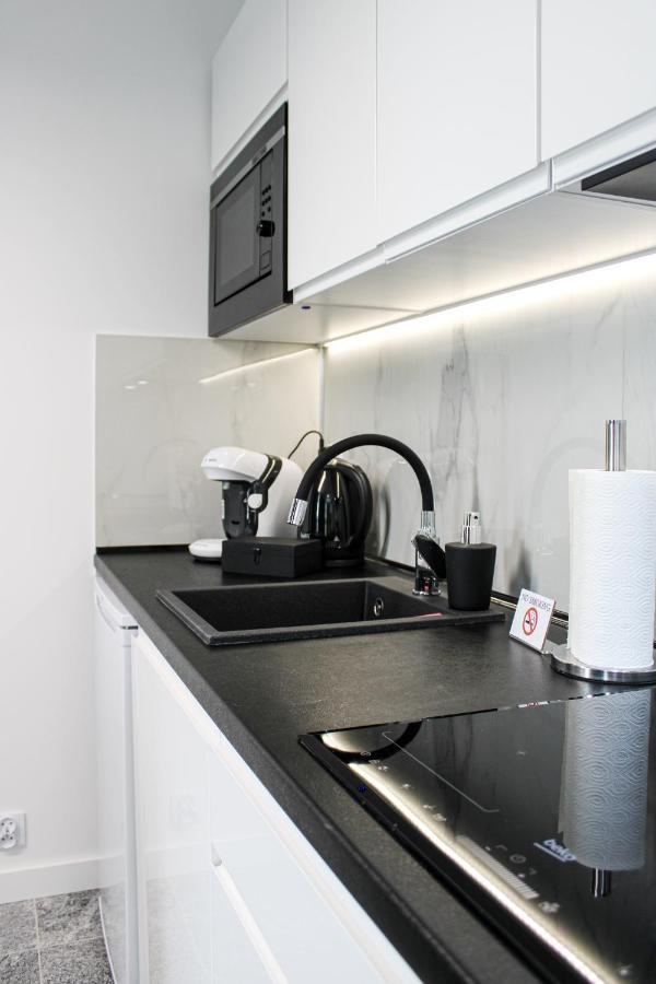 Apartment Black-niska Z Garazem Podziemnym